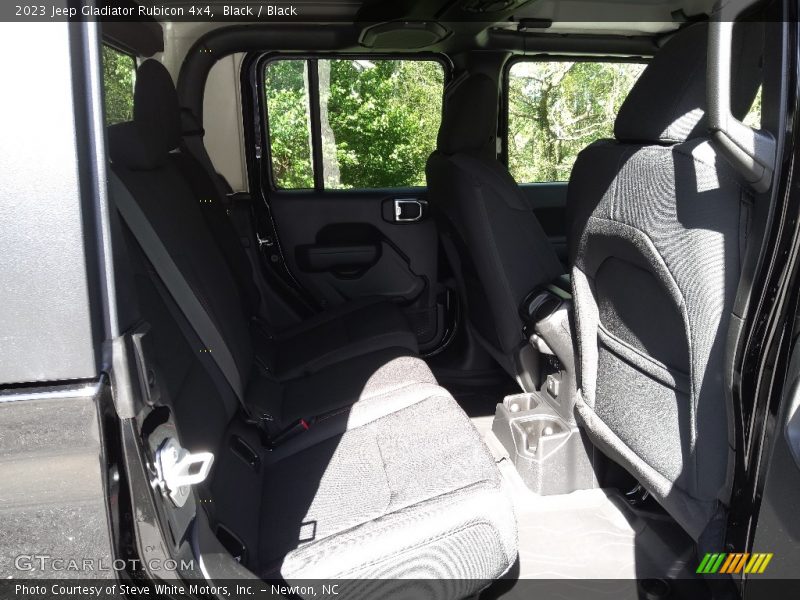Black / Black 2023 Jeep Gladiator Rubicon 4x4