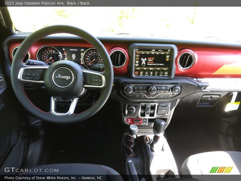Black / Black 2023 Jeep Gladiator Rubicon 4x4