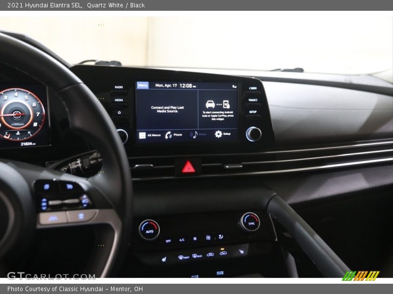 Quartz White / Black 2021 Hyundai Elantra SEL