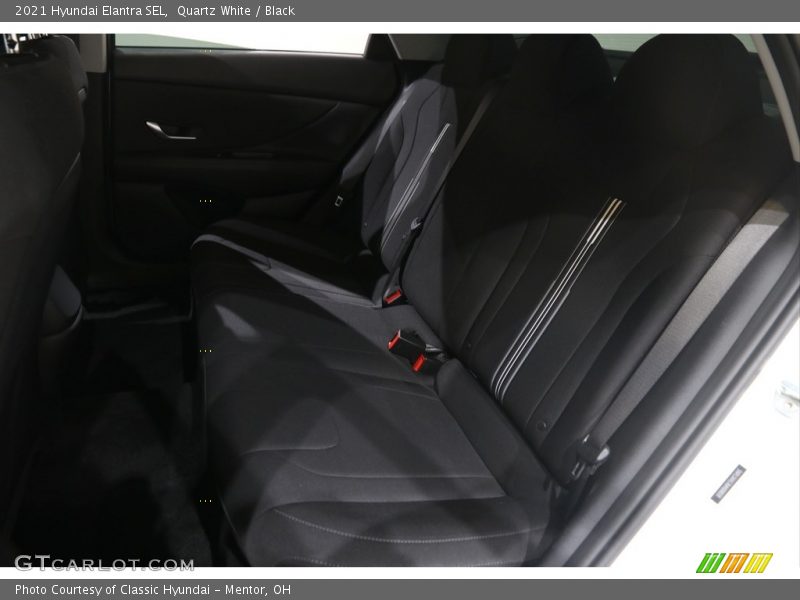 Quartz White / Black 2021 Hyundai Elantra SEL