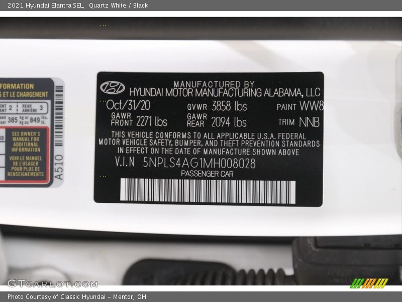 Quartz White / Black 2021 Hyundai Elantra SEL