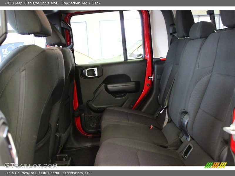 Firecracker Red / Black 2020 Jeep Gladiator Sport 4x4