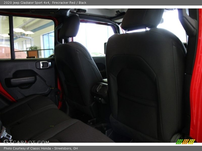 Firecracker Red / Black 2020 Jeep Gladiator Sport 4x4