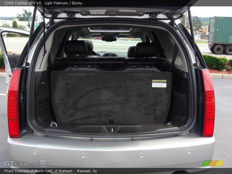 Light Platinum / Ebony 2006 Cadillac SRX V8