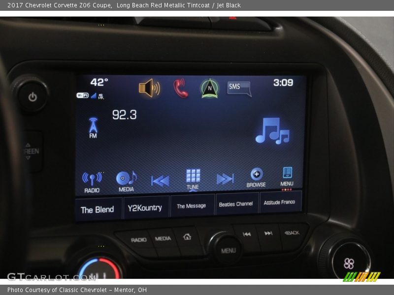 Controls of 2017 Corvette Z06 Coupe