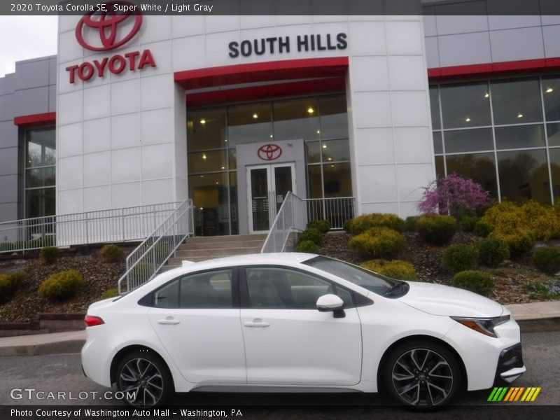 Super White / Light Gray 2020 Toyota Corolla SE
