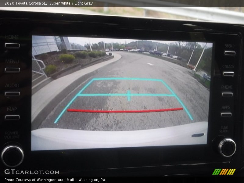 Super White / Light Gray 2020 Toyota Corolla SE