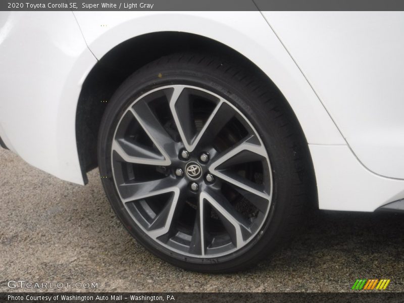 Super White / Light Gray 2020 Toyota Corolla SE