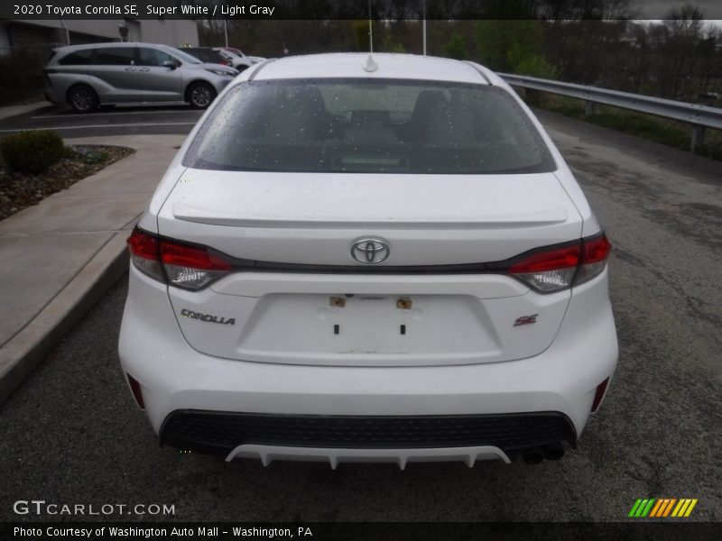 Super White / Light Gray 2020 Toyota Corolla SE