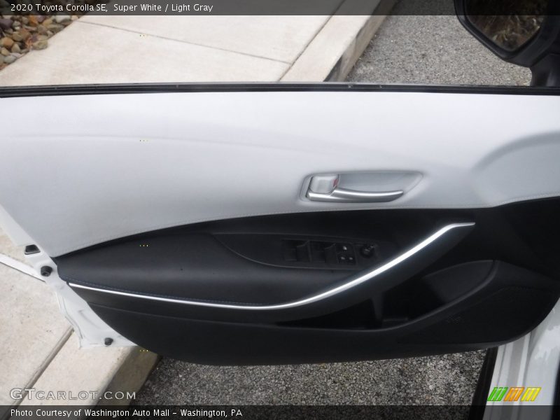 Super White / Light Gray 2020 Toyota Corolla SE