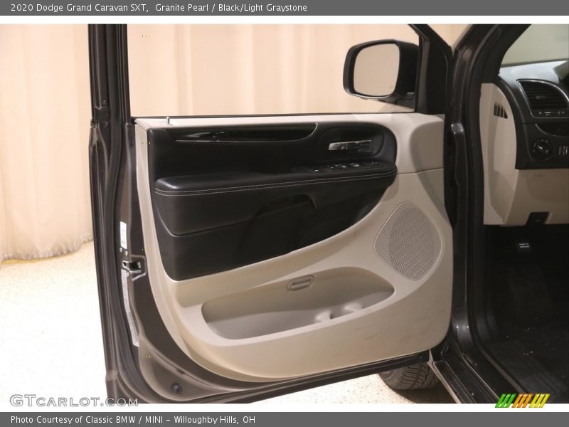 Granite Pearl / Black/Light Graystone 2020 Dodge Grand Caravan SXT