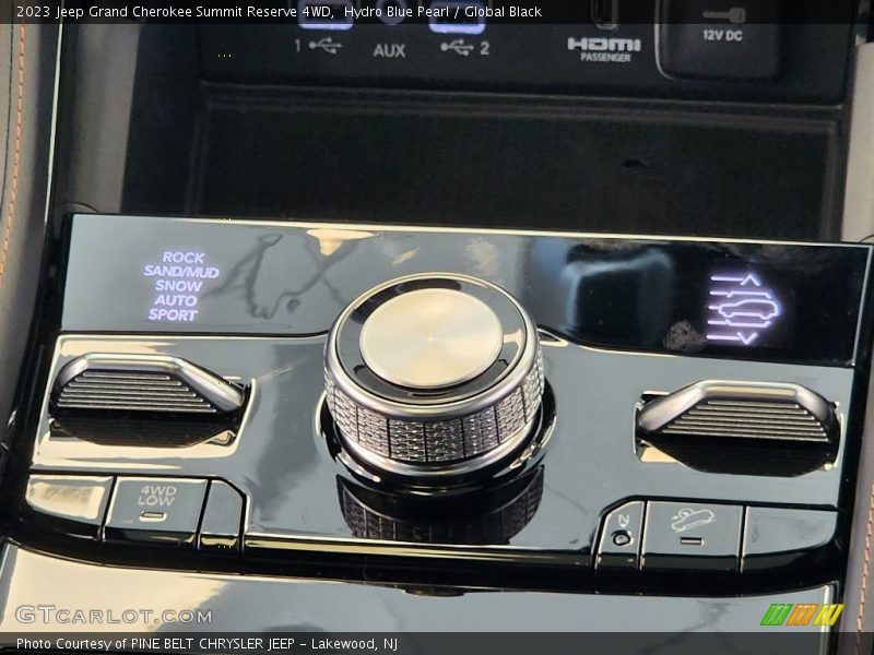 Controls of 2023 Grand Cherokee Summit Reserve 4WD