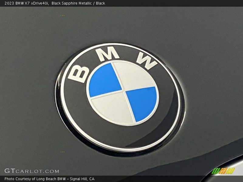 Black Sapphire Metallic / Black 2023 BMW X7 xDrive40i