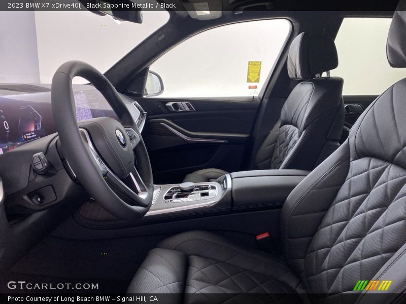 Black Sapphire Metallic / Black 2023 BMW X7 xDrive40i