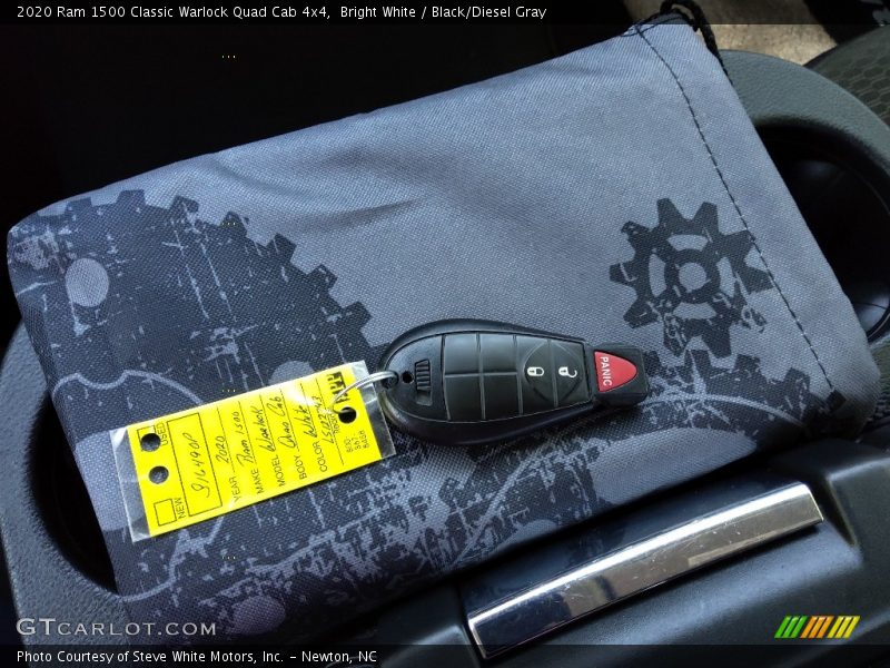 Bright White / Black/Diesel Gray 2020 Ram 1500 Classic Warlock Quad Cab 4x4
