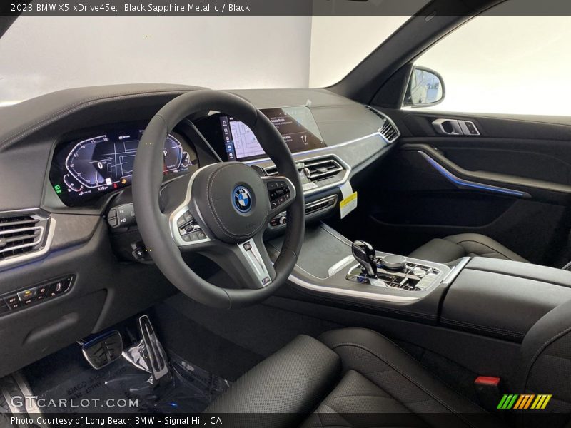  2023 X5 xDrive45e Black Interior