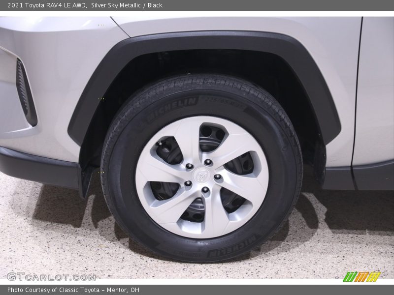 Silver Sky Metallic / Black 2021 Toyota RAV4 LE AWD