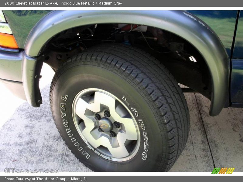 Indigo Blue Metallic / Medium Gray 2000 Chevrolet Blazer LS 4x4