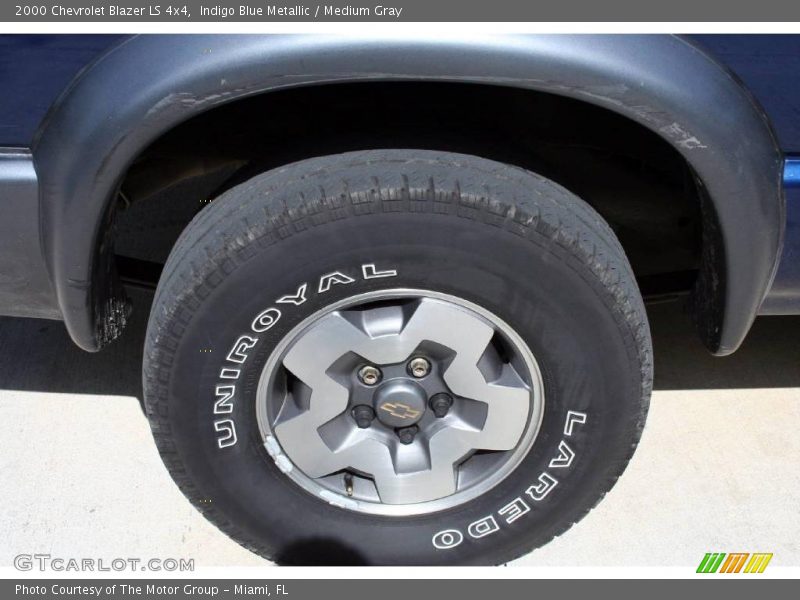 Indigo Blue Metallic / Medium Gray 2000 Chevrolet Blazer LS 4x4