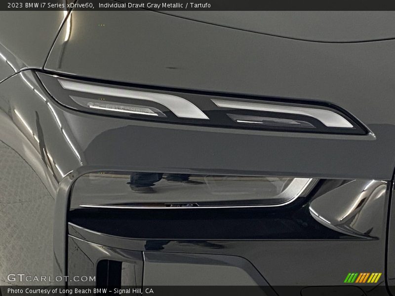 Individual Dravit Gray Metallic / Tartufo 2023 BMW i7 Series xDrive60