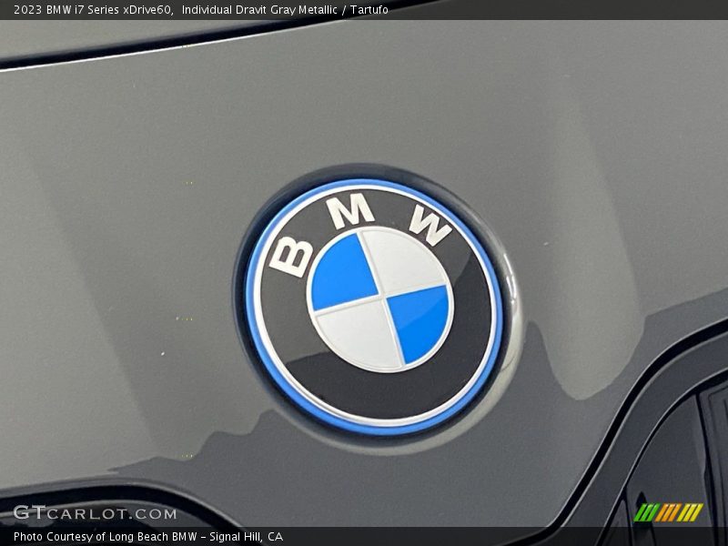  2023 i7 Series xDrive60 Logo
