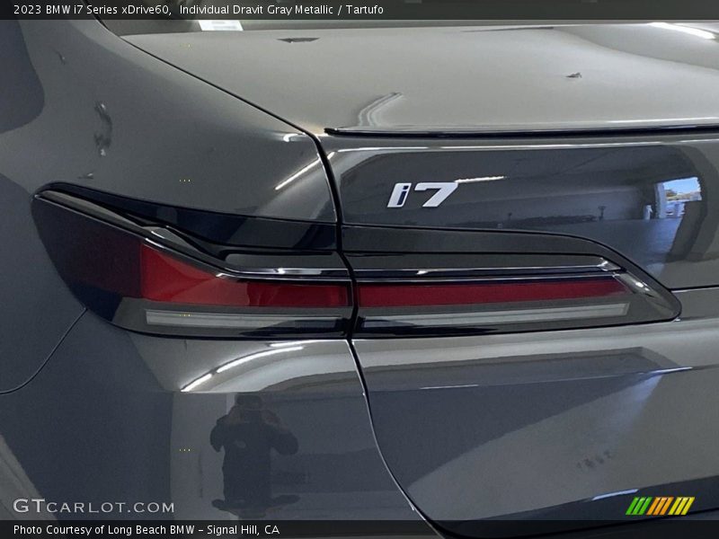  2023 i7 Series xDrive60 Logo