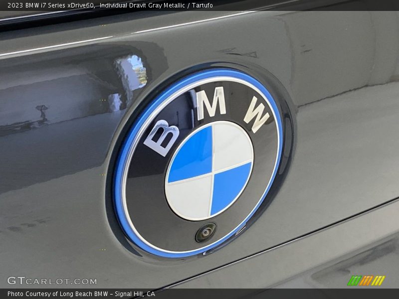  2023 i7 Series xDrive60 Logo