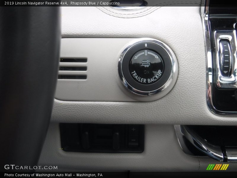 Rhapsody Blue / Cappuccino 2019 Lincoln Navigator Reserve 4x4