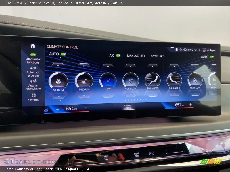 Controls of 2023 i7 Series xDrive60