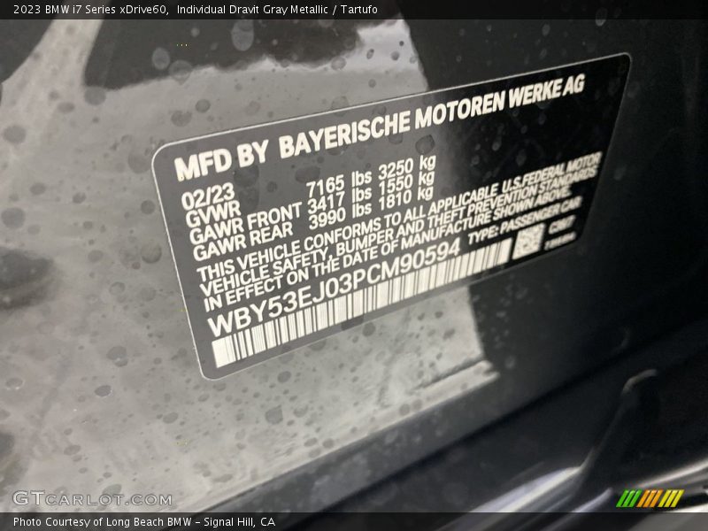 Individual Dravit Gray Metallic / Tartufo 2023 BMW i7 Series xDrive60