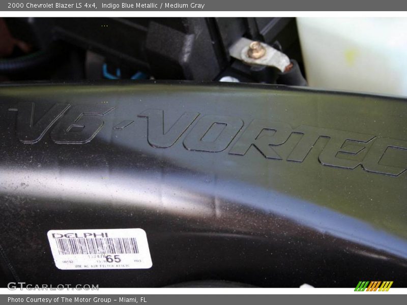 Indigo Blue Metallic / Medium Gray 2000 Chevrolet Blazer LS 4x4