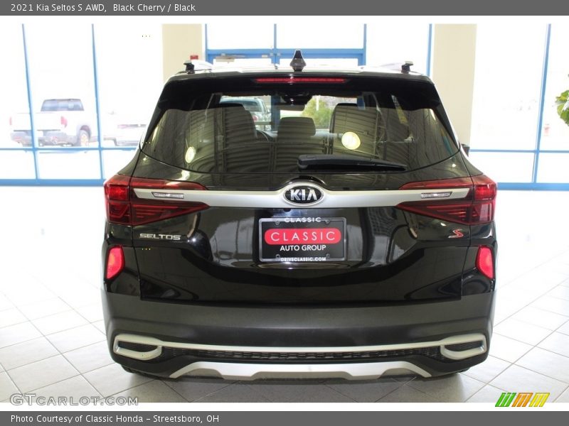 Black Cherry / Black 2021 Kia Seltos S AWD