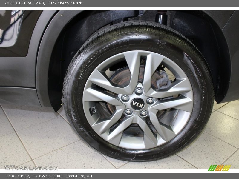 Black Cherry / Black 2021 Kia Seltos S AWD