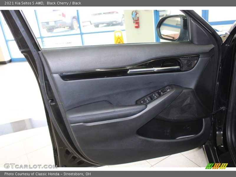 Black Cherry / Black 2021 Kia Seltos S AWD