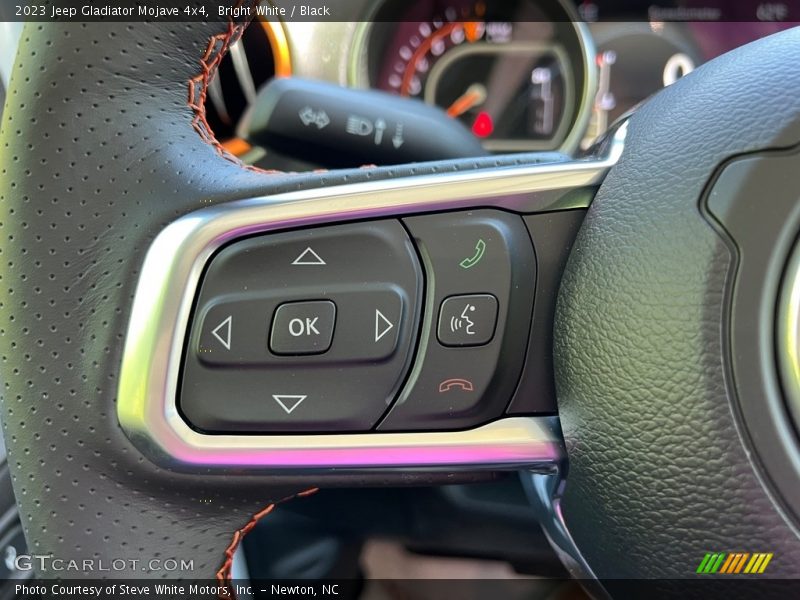Bright White / Black 2023 Jeep Gladiator Mojave 4x4