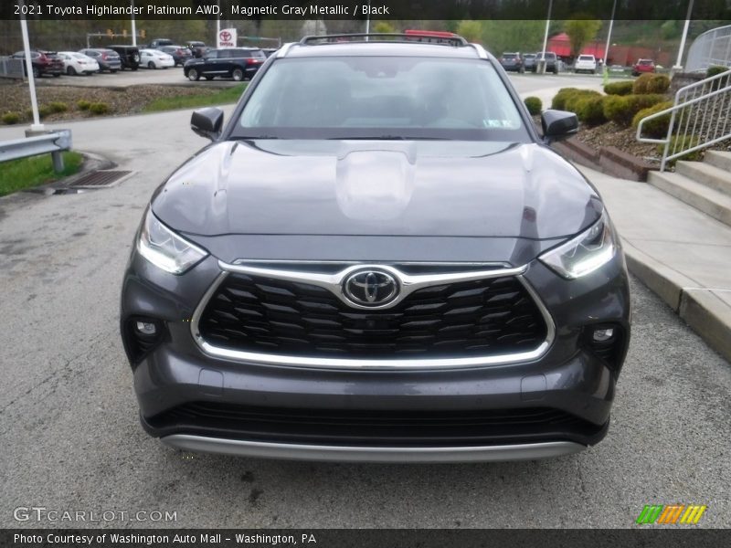 Magnetic Gray Metallic / Black 2021 Toyota Highlander Platinum AWD