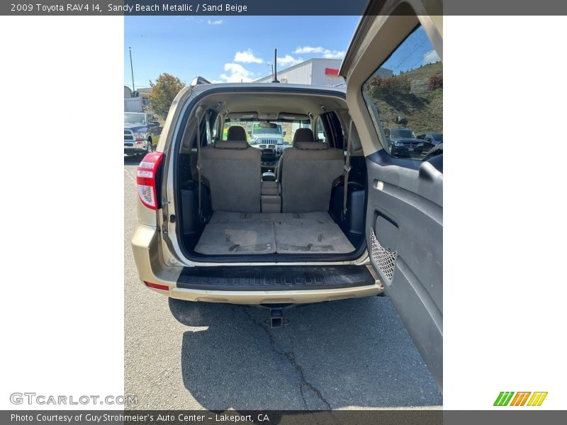  2009 RAV4 I4 Trunk