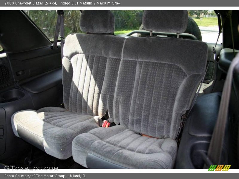 Indigo Blue Metallic / Medium Gray 2000 Chevrolet Blazer LS 4x4