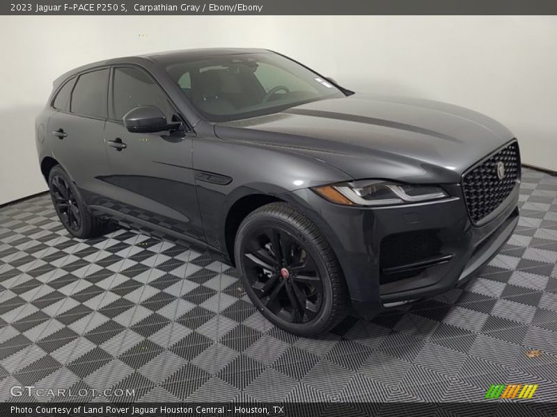 Front 3/4 View of 2023 F-PACE P250 S