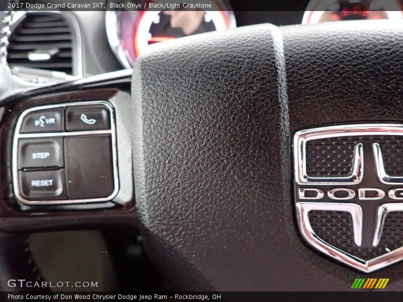 Black Onyx / Black/Light Graystone 2017 Dodge Grand Caravan SXT