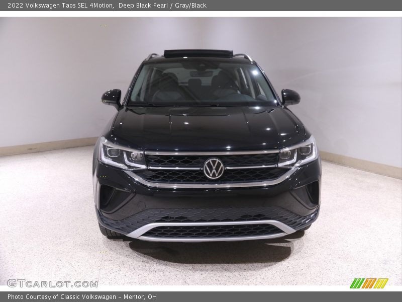 Deep Black Pearl / Gray/Black 2022 Volkswagen Taos SEL 4Motion