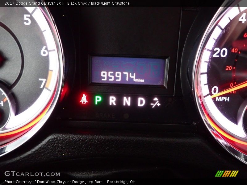 Black Onyx / Black/Light Graystone 2017 Dodge Grand Caravan SXT