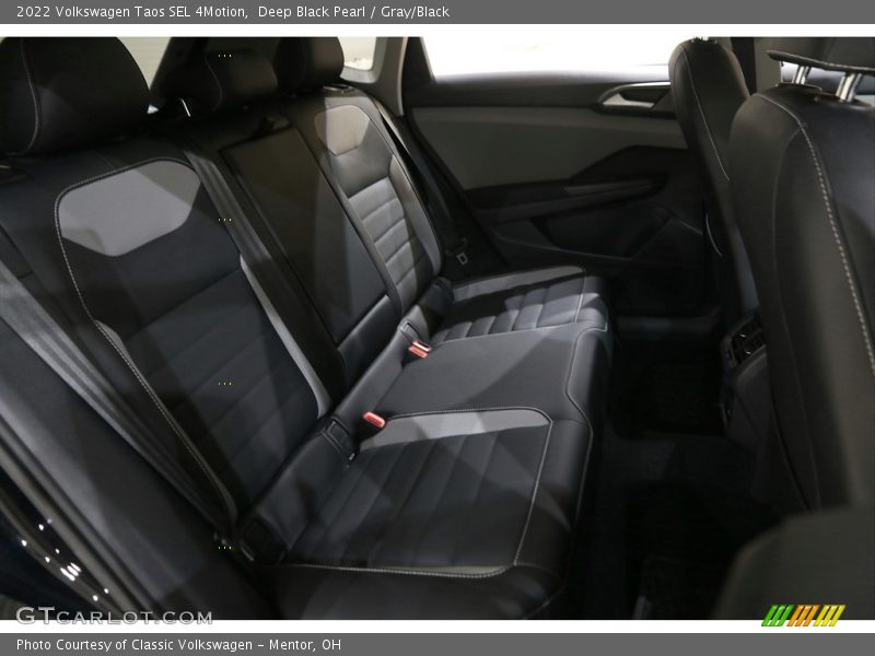 Rear Seat of 2022 Taos SEL 4Motion