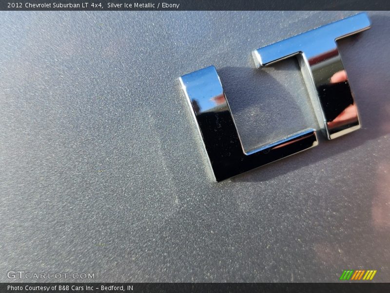 Silver Ice Metallic / Ebony 2012 Chevrolet Suburban LT 4x4