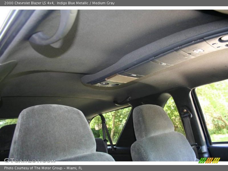 Indigo Blue Metallic / Medium Gray 2000 Chevrolet Blazer LS 4x4