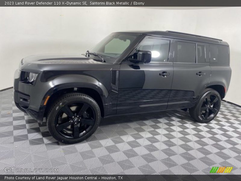  2023 Defender 110 X-Dynamic SE Santorini Black Metallic