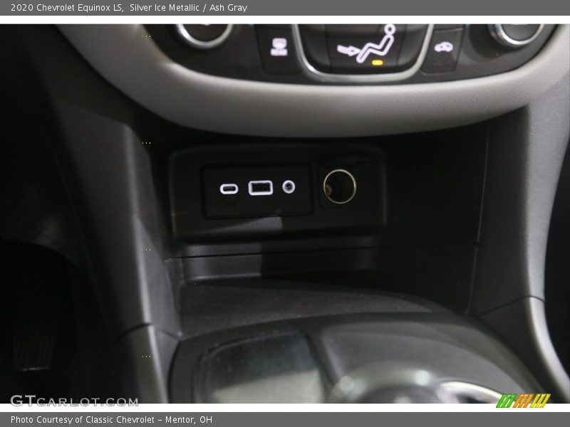 Silver Ice Metallic / Ash Gray 2020 Chevrolet Equinox LS