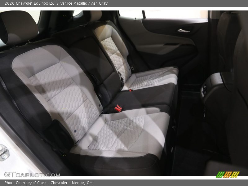 Silver Ice Metallic / Ash Gray 2020 Chevrolet Equinox LS