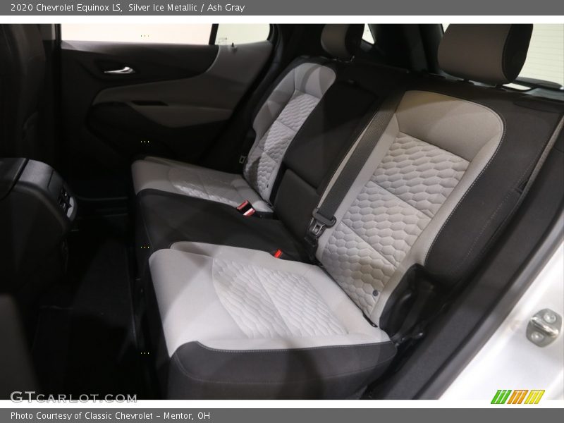 Silver Ice Metallic / Ash Gray 2020 Chevrolet Equinox LS