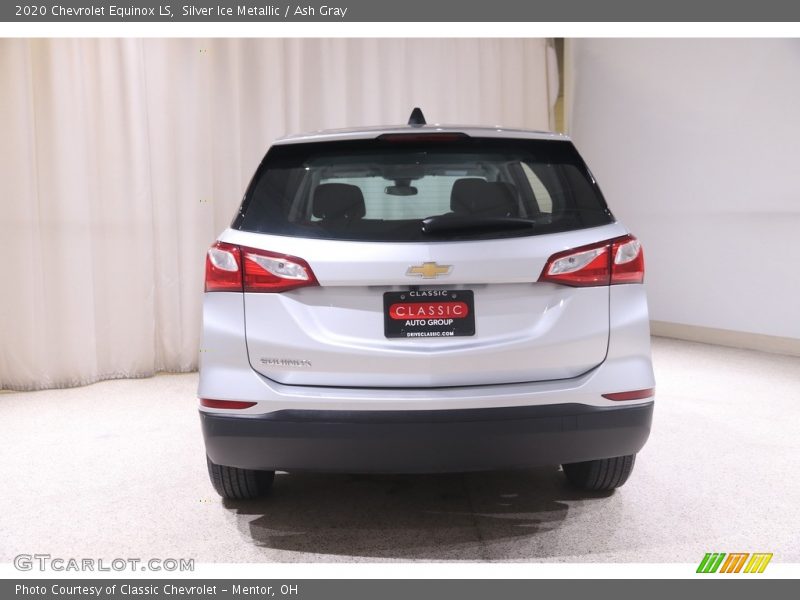 Silver Ice Metallic / Ash Gray 2020 Chevrolet Equinox LS